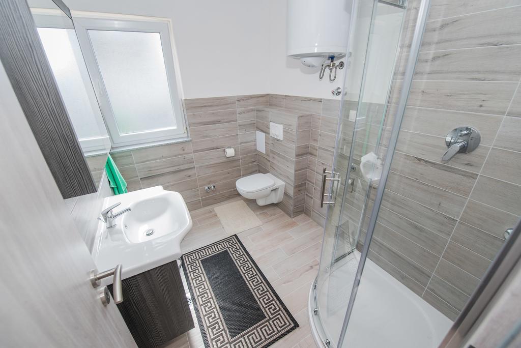 Apartment Grabovac Kaštela Chambre photo